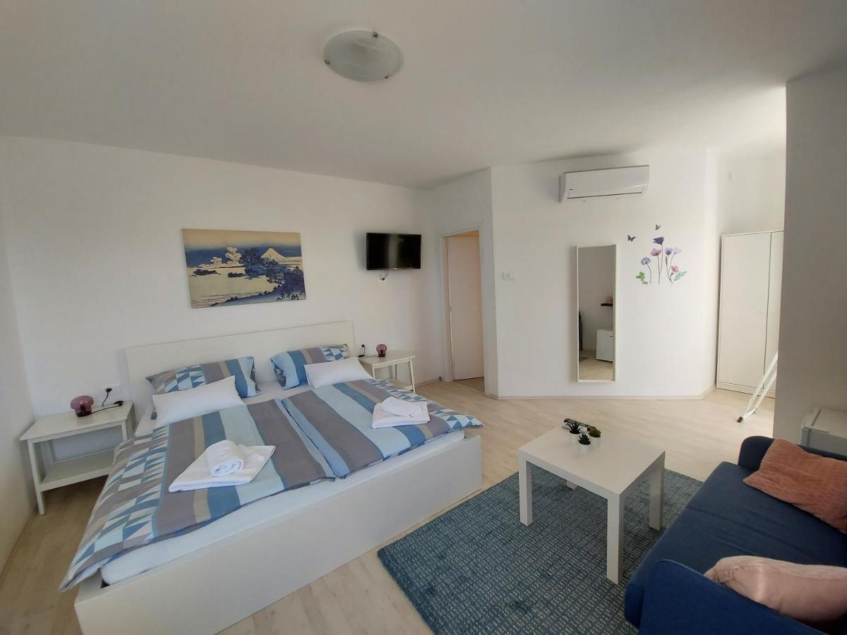 Teta San Hotel Motovun Bagian luar foto