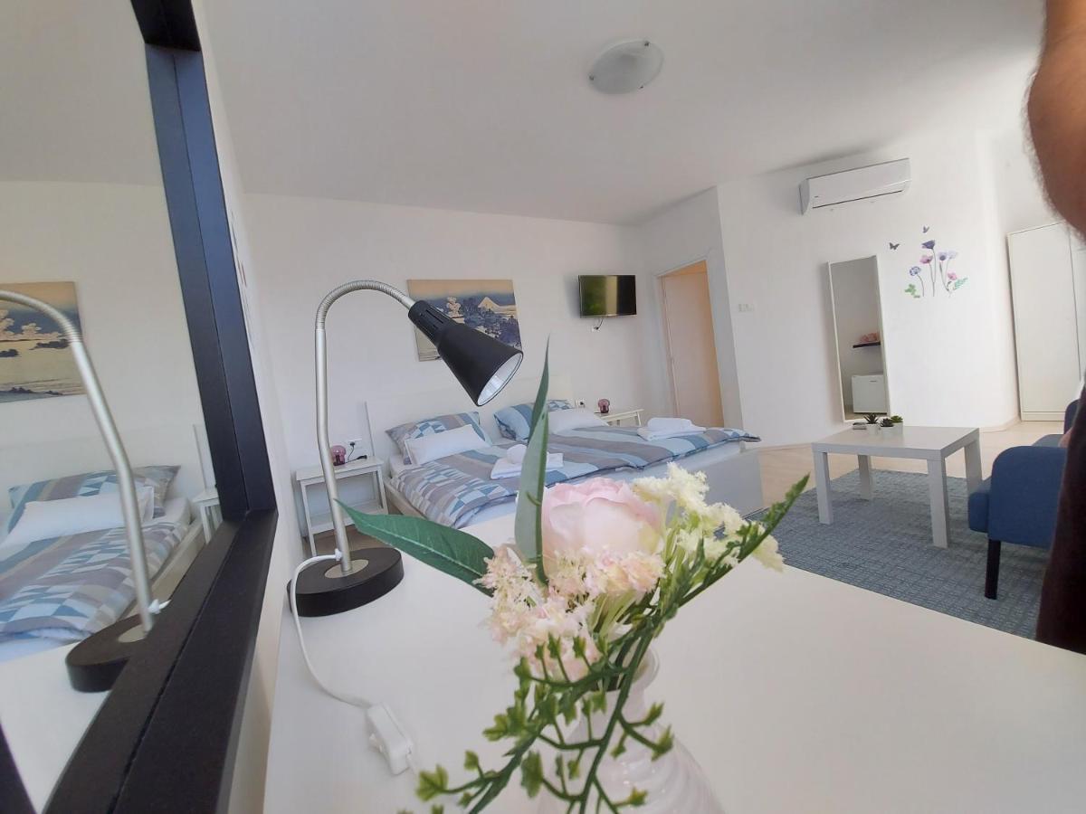 Teta San Hotel Motovun Bagian luar foto