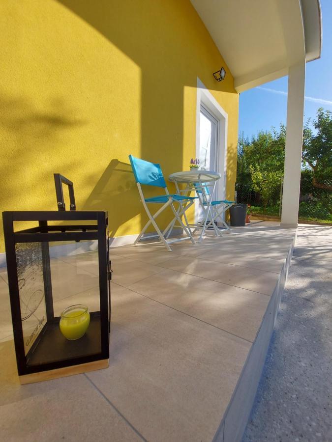Teta San Hotel Motovun Bagian luar foto