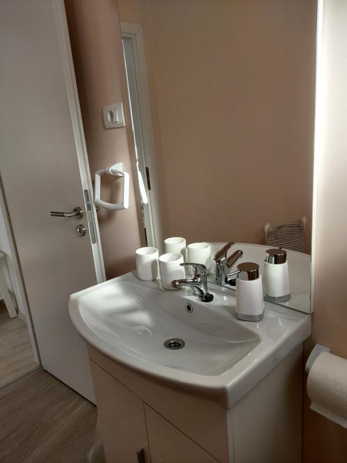 Teta San Hotel Motovun Bagian luar foto